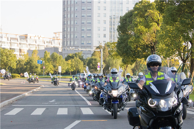 車隊巡游.jpg